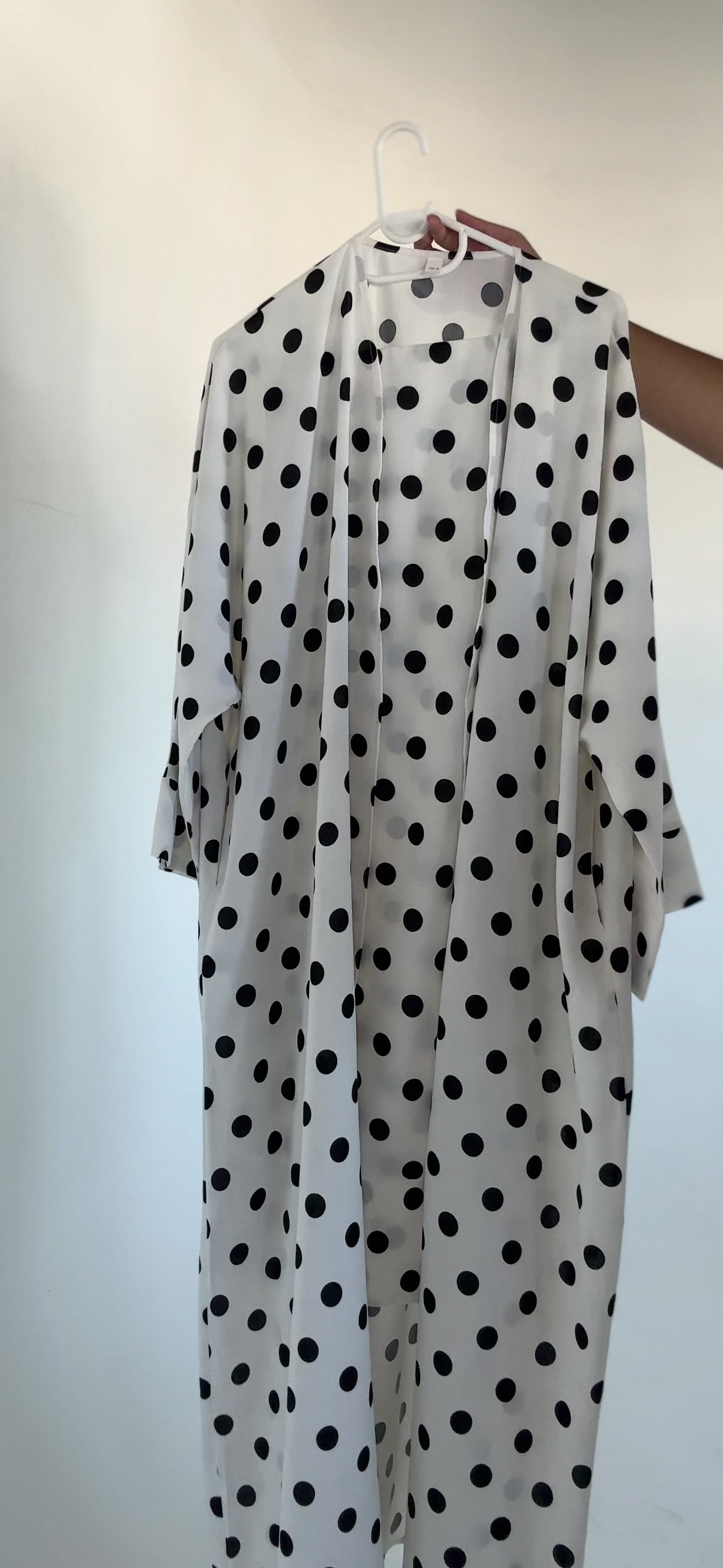 Nova (Abaya + Scarf)